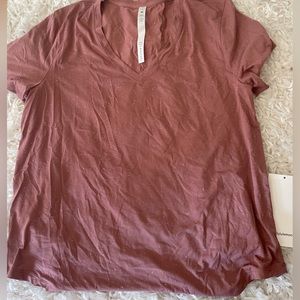 lululemon athletica Dusty Rose Short Sleeve Tee